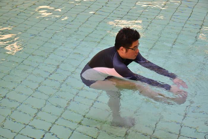 Sustainable Alternative to Physio-Led Aquatic Exercise for Knee Osteoarthritis Patients?